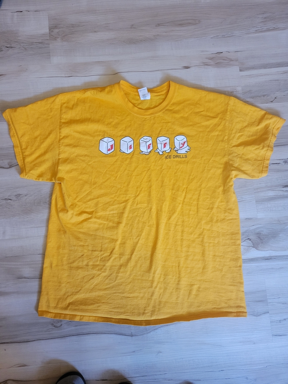 Gildan Yellow Ultra Cotton Crewneck Tee PTP 22"